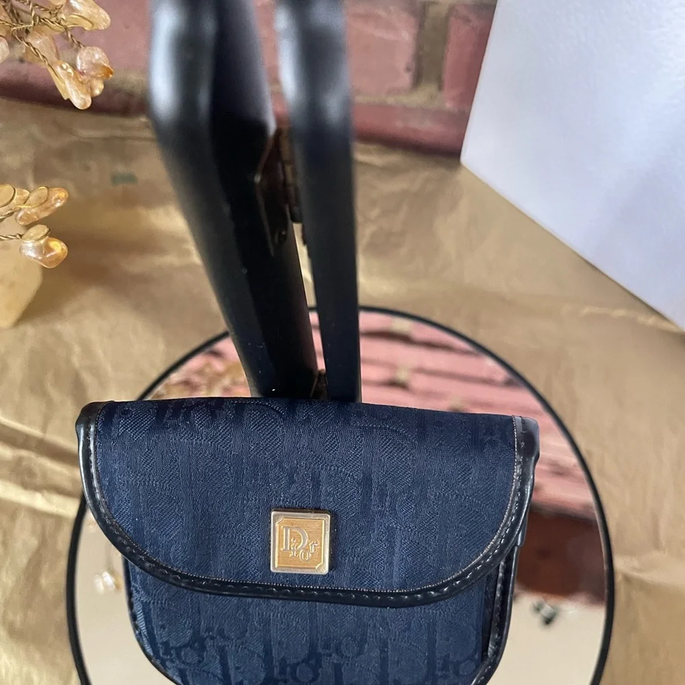 🔥Dior 🔥Dark 🔥Blue 🔥Pouch / coin purse with Gold Accent.